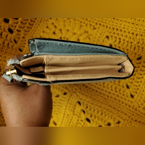 Kate Spade wallet wristlet EUC - Picture 9 of 10